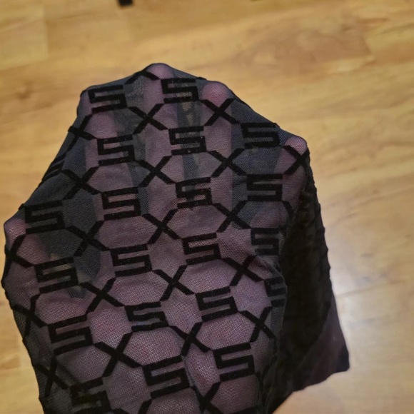 Savage x Fenty Sheer Racerback Black Tank Top Shirt Activewear Women's M - Picture 4 of 5